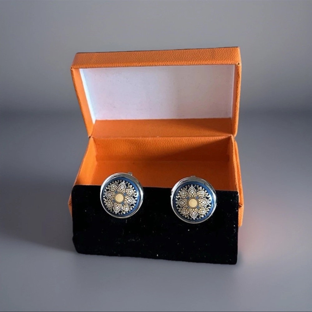 ⭐️ Hermès Clou de Selle Medallion Silver-tone Clip on Earrings